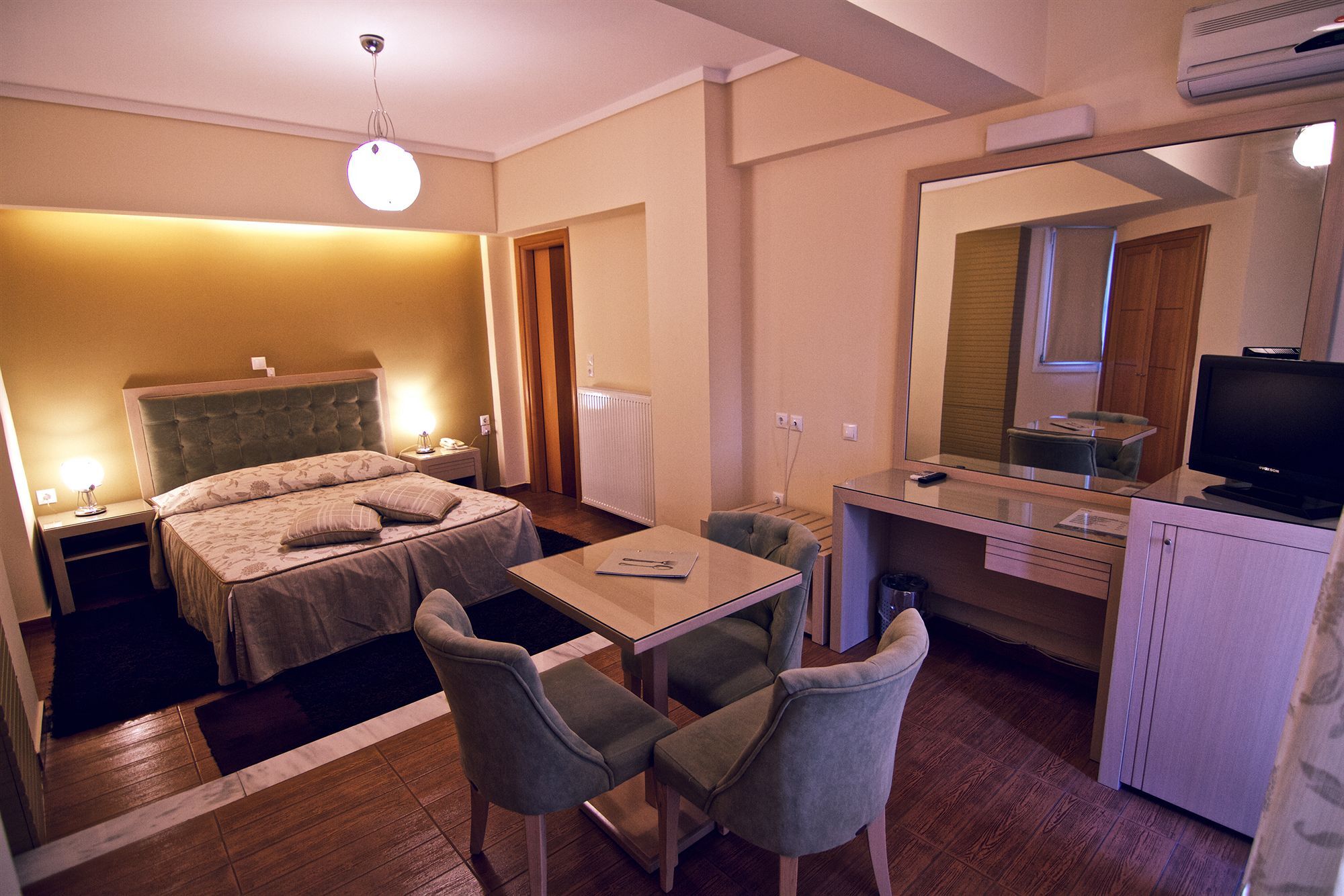 Heliotrope Hotels Митилини Экстерьер фото